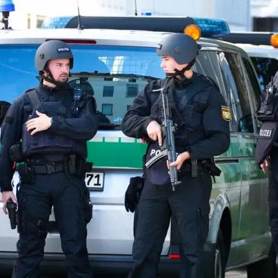 Munich police shoot suspect near Israeli Consulate