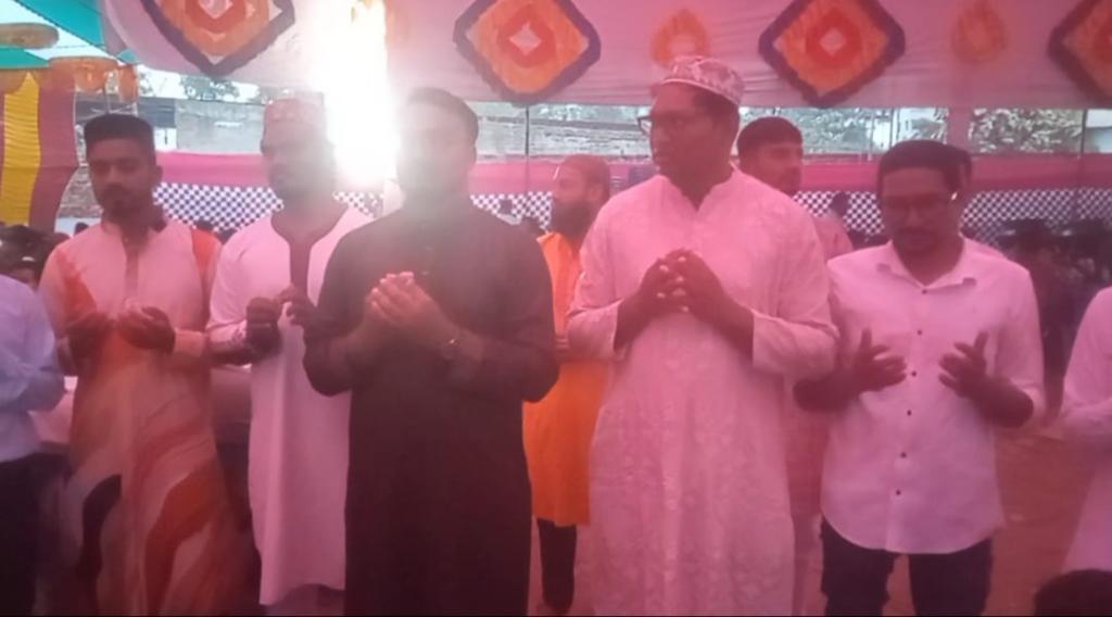 Iftar was organized in Savar for forgiveness of the soul of the late Shahjahan Bari.